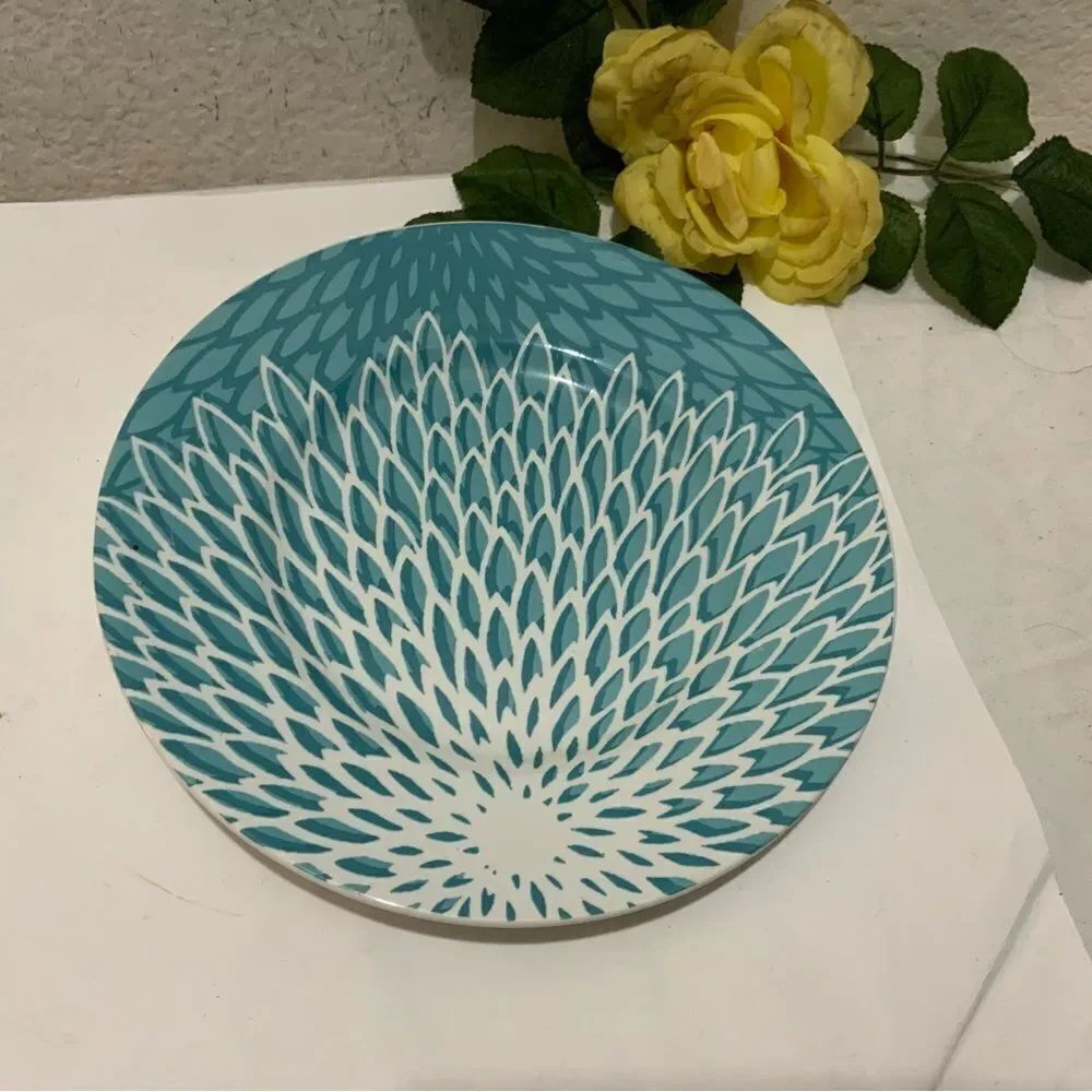222 Fifth PTS International Astor Teal Salad Plate 8 5/8” Teal White Floral G7
